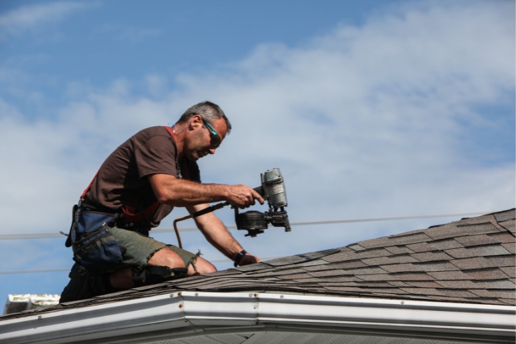 Vijf goede tips bij het reinigen van je dakbedekking